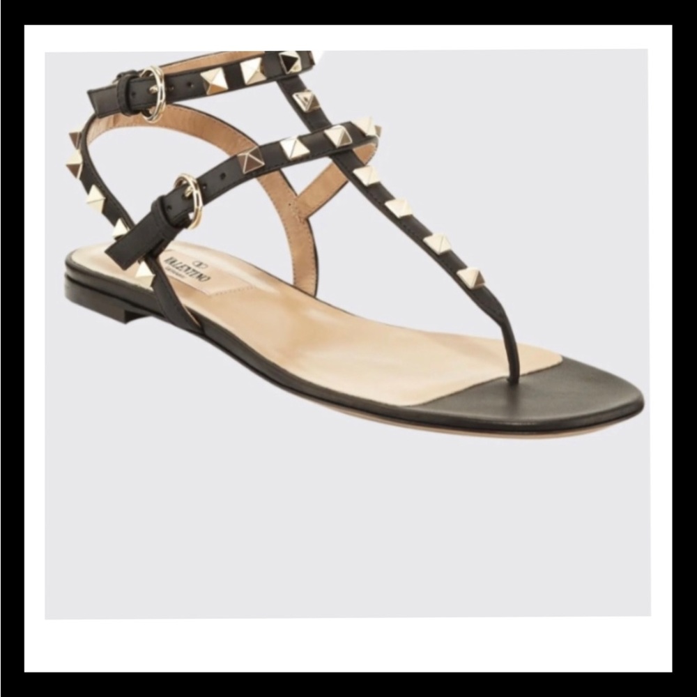 VALENTINO ROCKSTUD THONG SANDAL❤️ LOWERED PRICE UNTIL THIS WEEKEND ONLY!
